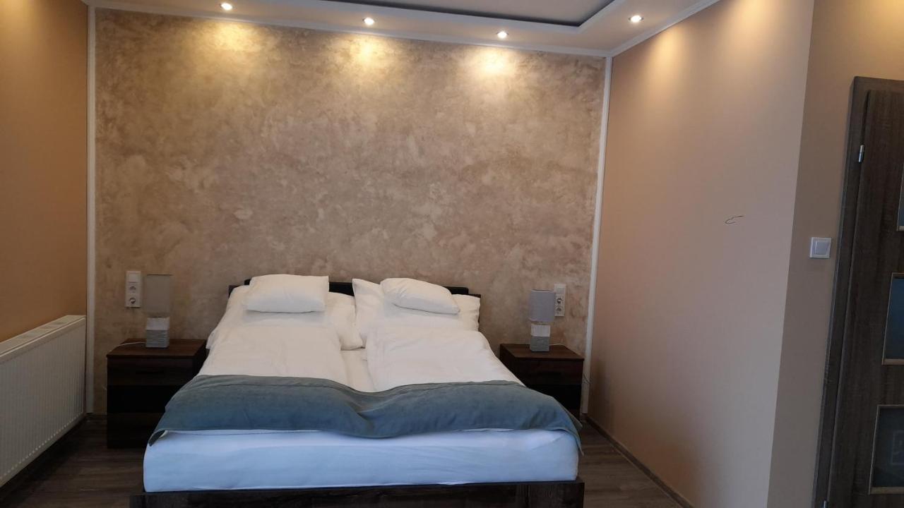 Kincsem Vendeghaz Hotel ซิลวาชวาร็อด ภายนอก รูปภาพ